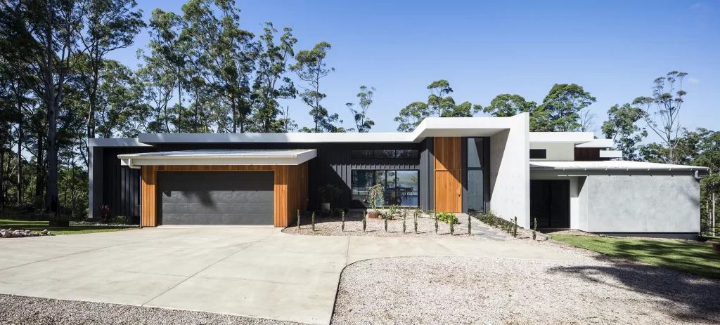HERO Shot 01_Externals_03